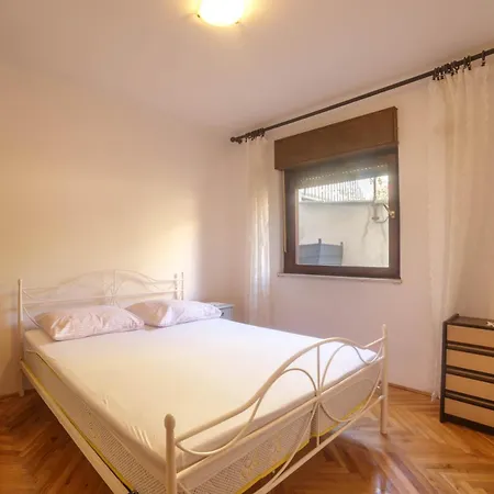 Apartment By The Sea Businci, Ciovo - 23112 Trogir