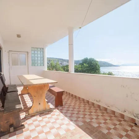 Apartment By The Sea Businci, Ciovo - 23112